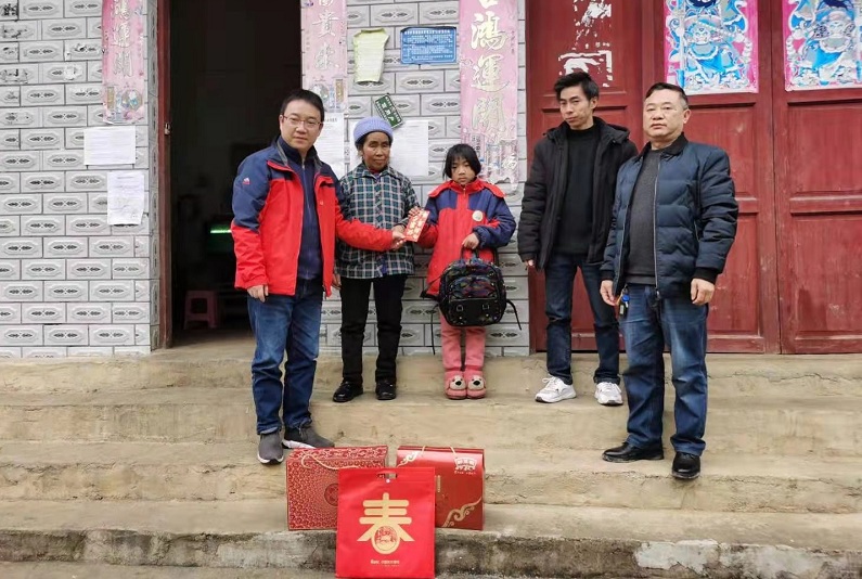 圖片1 陳登梅 四年級(jí).jpg
