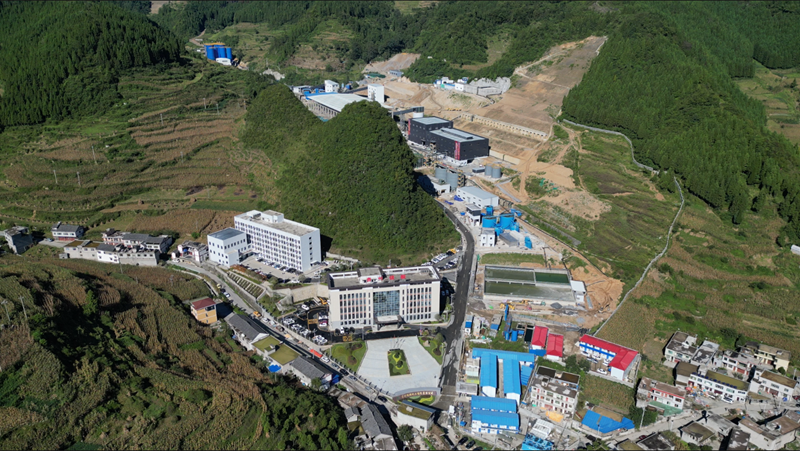 摩天沖磷礦250萬噸年采選工程項目.png